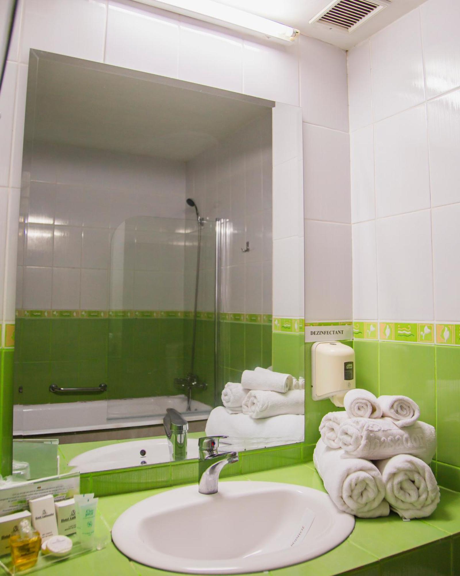 Hotel Ambasador Mamaia Luaran gambar