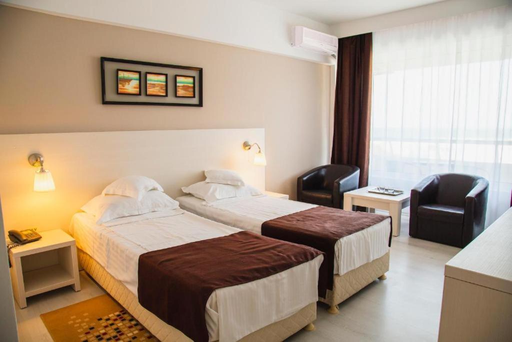 Hotel Ambasador Mamaia Luaran gambar