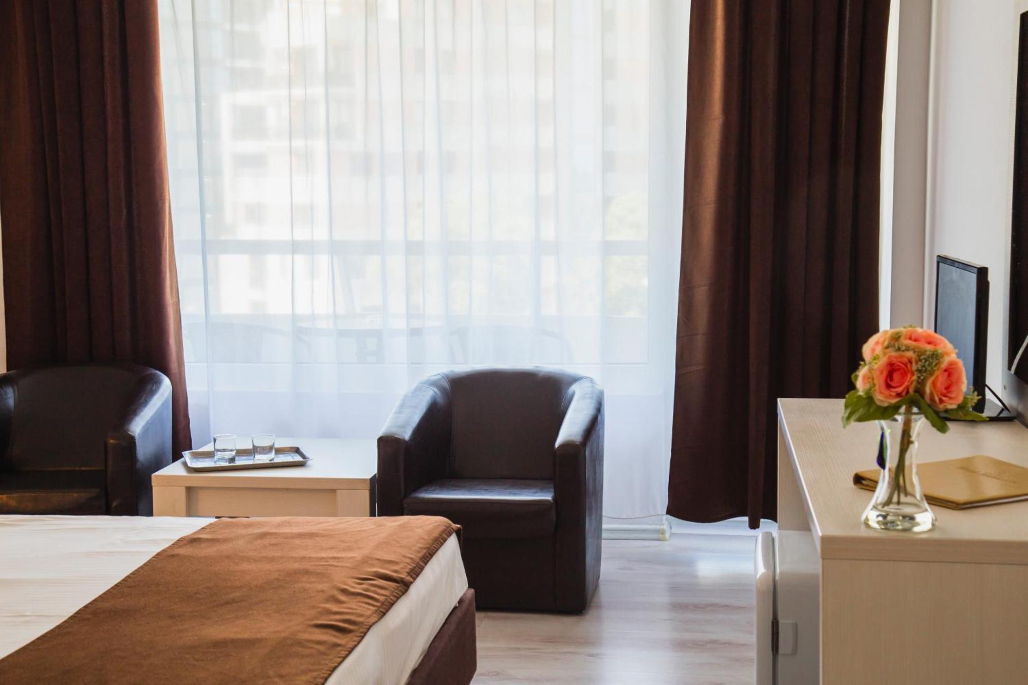 Hotel Ambasador Mamaia Luaran gambar
